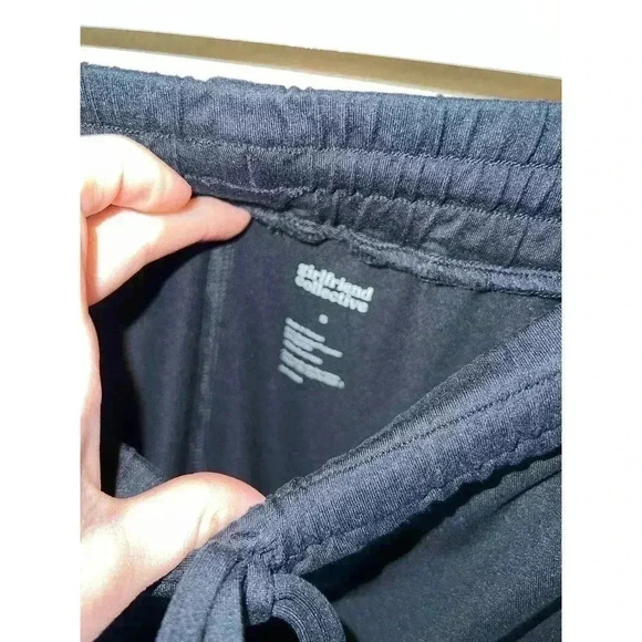 ••SOLD. Girlfriend Colective small joggers - Picture 7 of 10